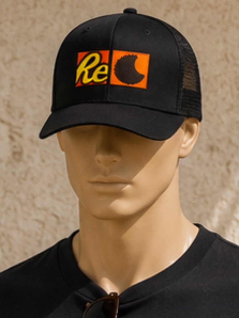 🧢 Black Trucker Hat – One Size Fits All (New Without Tags)